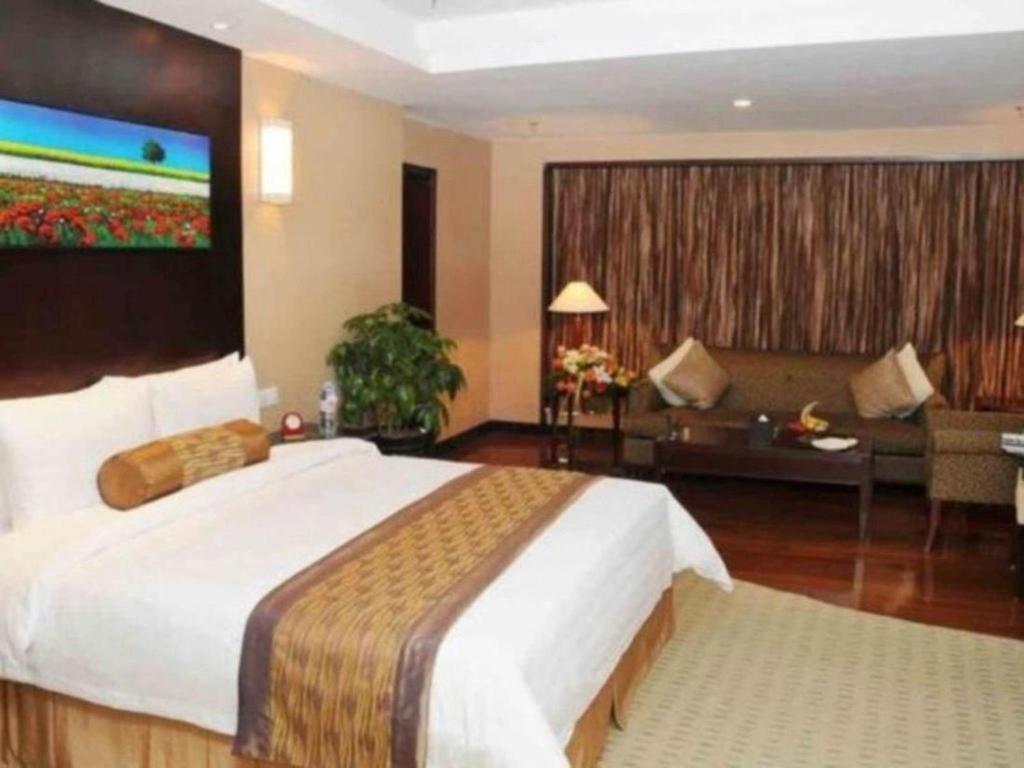 Qingdao Blue Horizon Hotel Laoshan Exterior photo