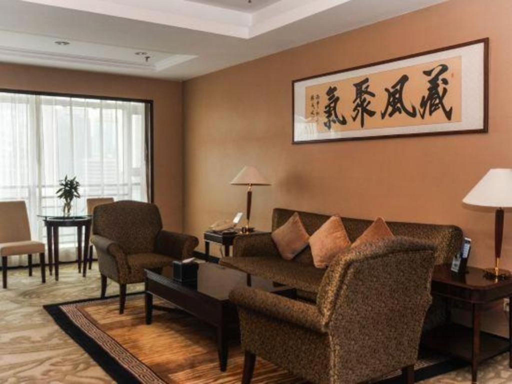 Qingdao Blue Horizon Hotel Laoshan Exterior photo