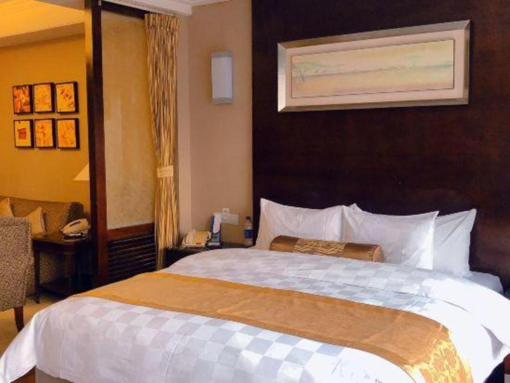 Qingdao Blue Horizon Hotel Laoshan Exterior photo