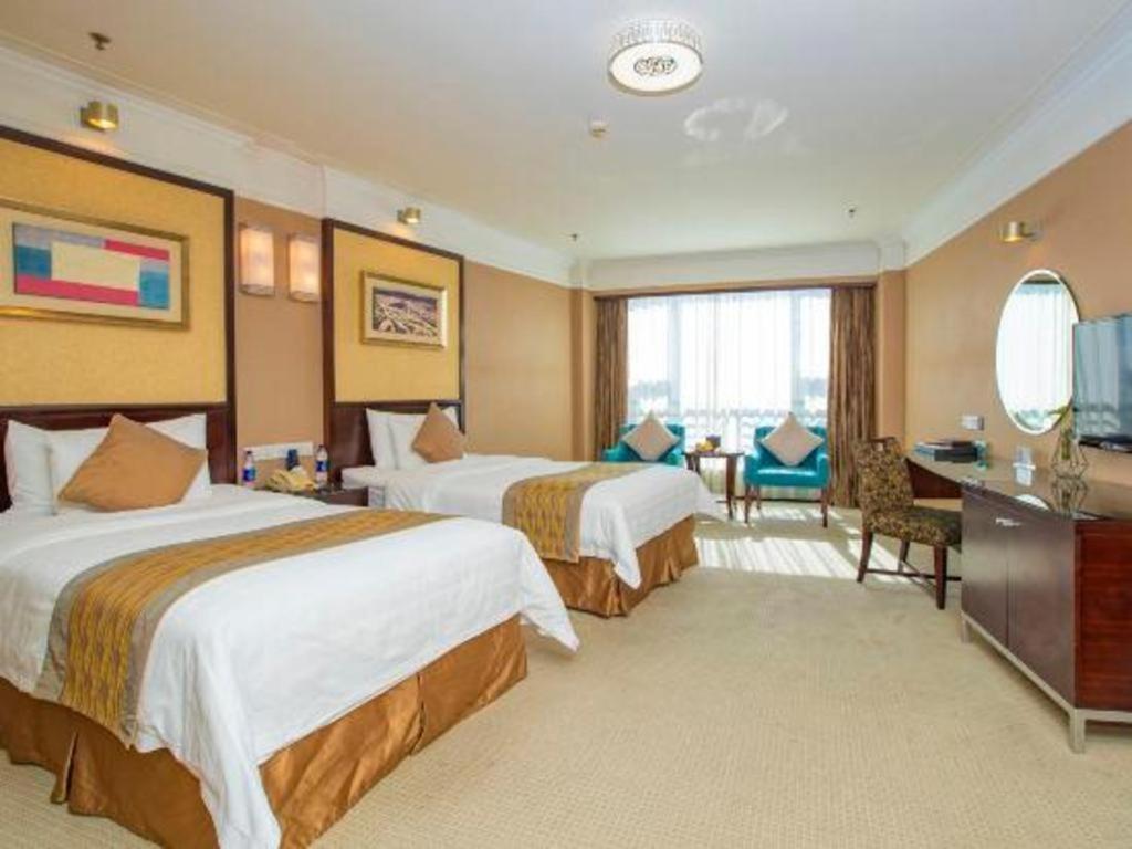 Qingdao Blue Horizon Hotel Laoshan Exterior photo