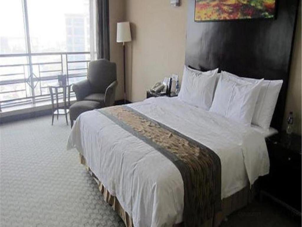 Qingdao Blue Horizon Hotel Laoshan Exterior photo